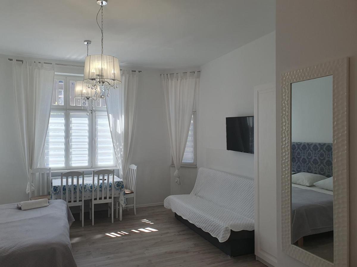 Viator Apartment Ustka Exterior photo